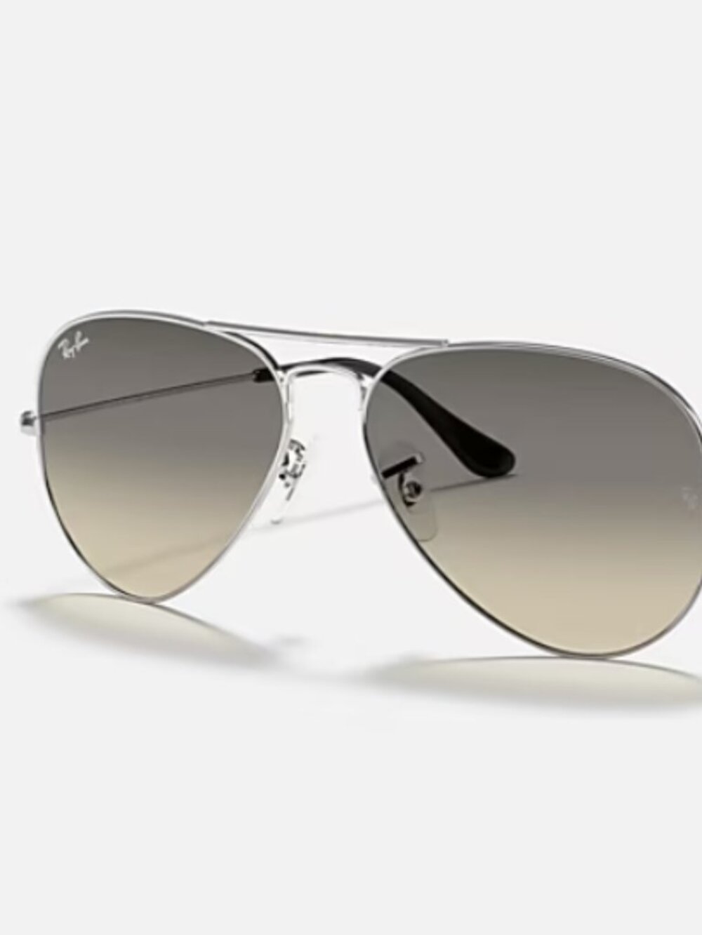 RayBan RB3025 Aviator Gradient Silver Frame Sunglasses in Case Retail $257